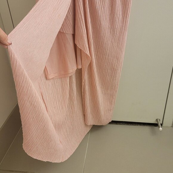 All In Favor Dolman Plissé Midi Dress w Center Twist Knot Deep V Neckline - Picture 11 of 15